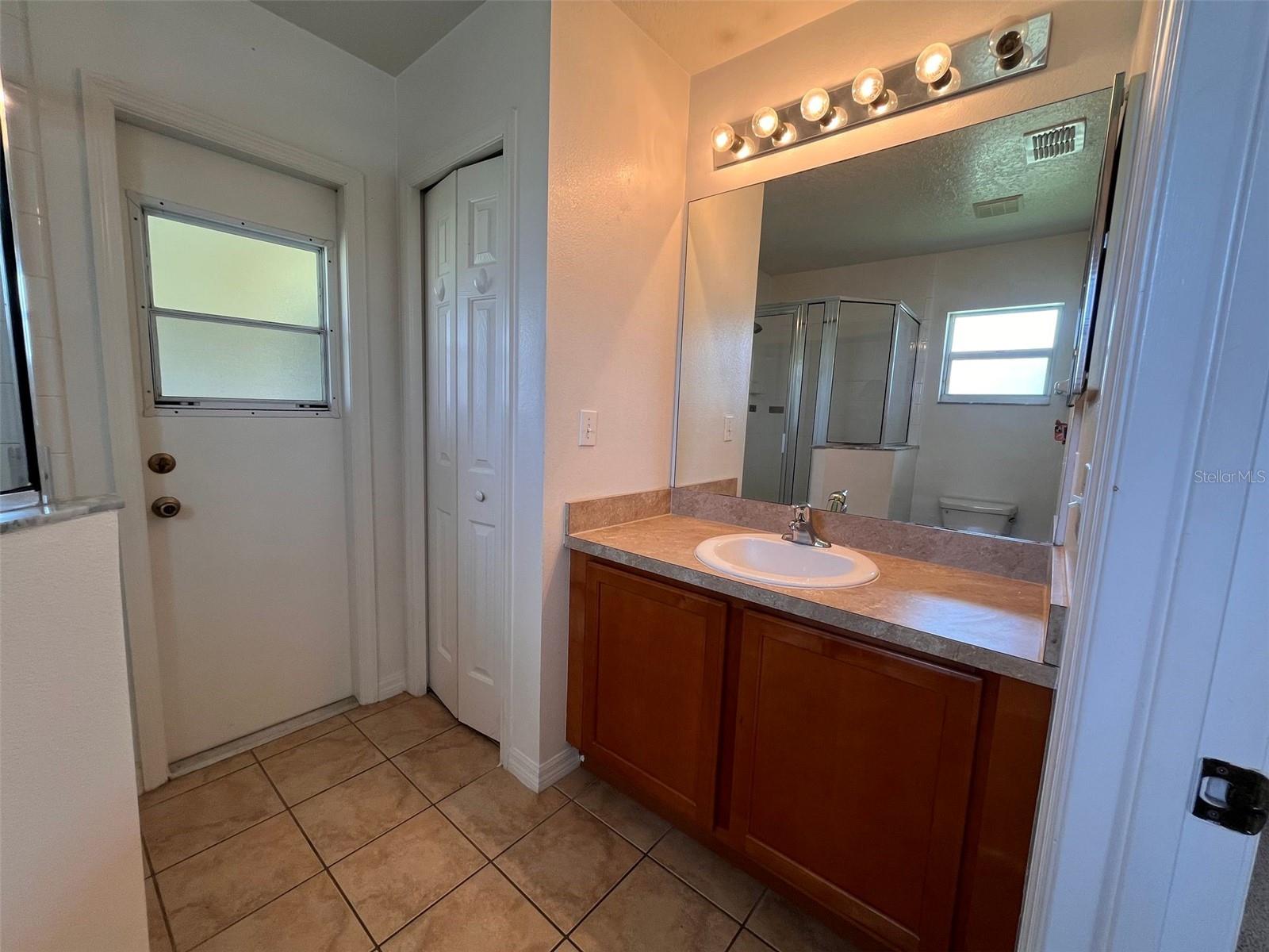 Image 11 of 17 For 2645 Shelby Ruth Place