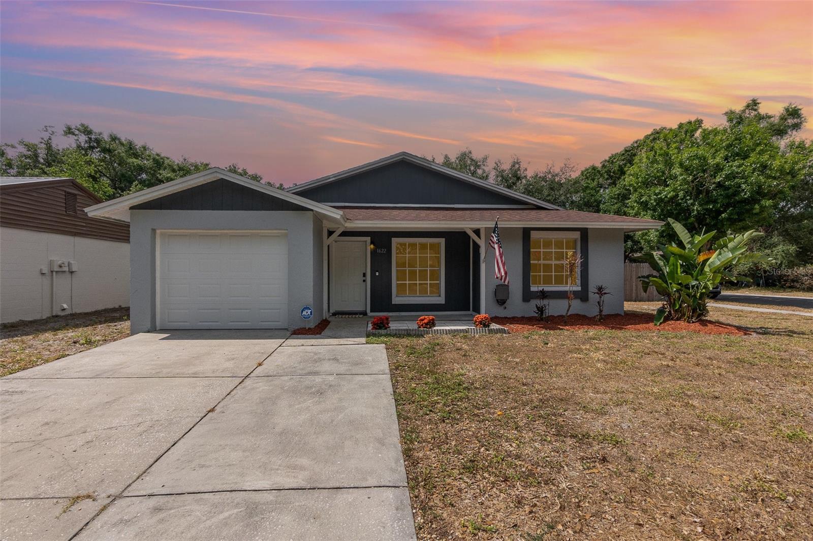 Details for 1622 Crystalview Trail, LAKELAND, FL 33801