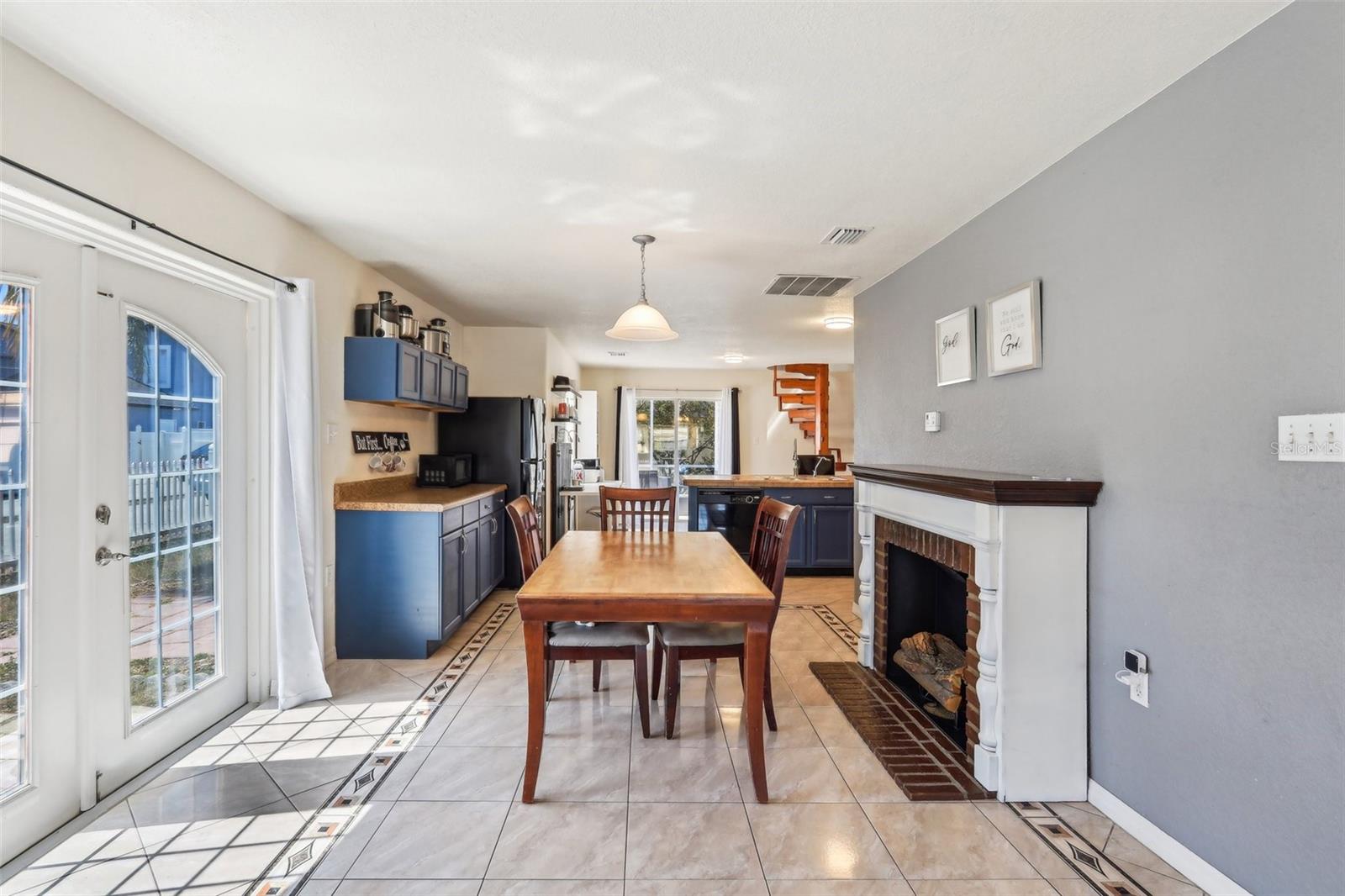 Image 9 of 35 For 115 Anzio Drive