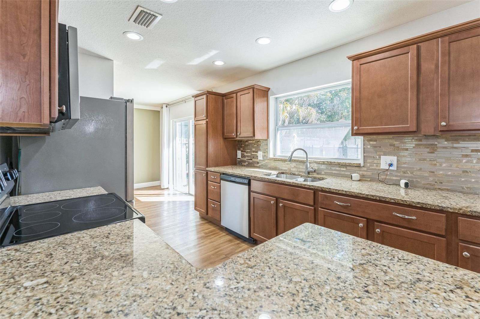 Image 18 of 60 For 503 Gumwood Court