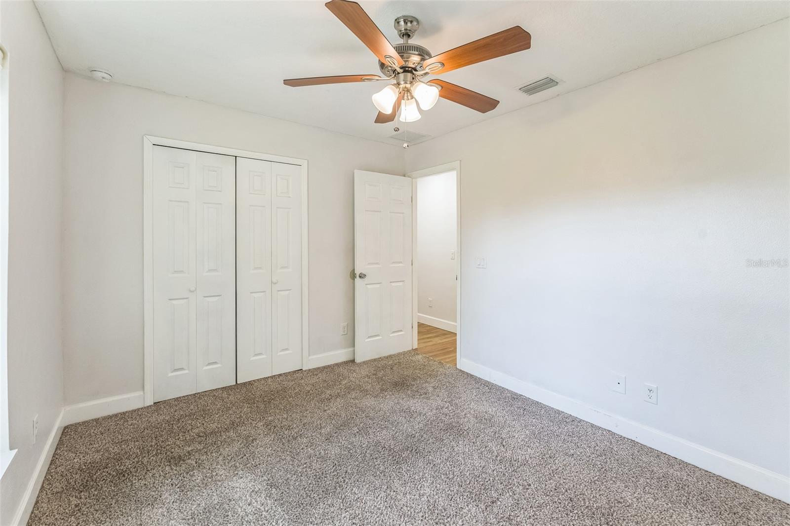 Image 36 of 60 For 503 Gumwood Court