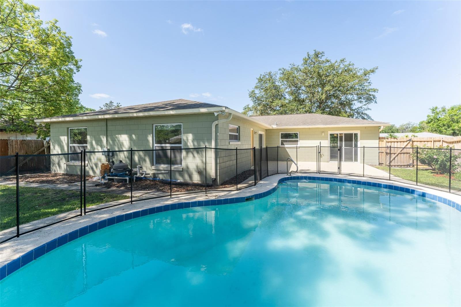Image 46 of 60 For 503 Gumwood Court