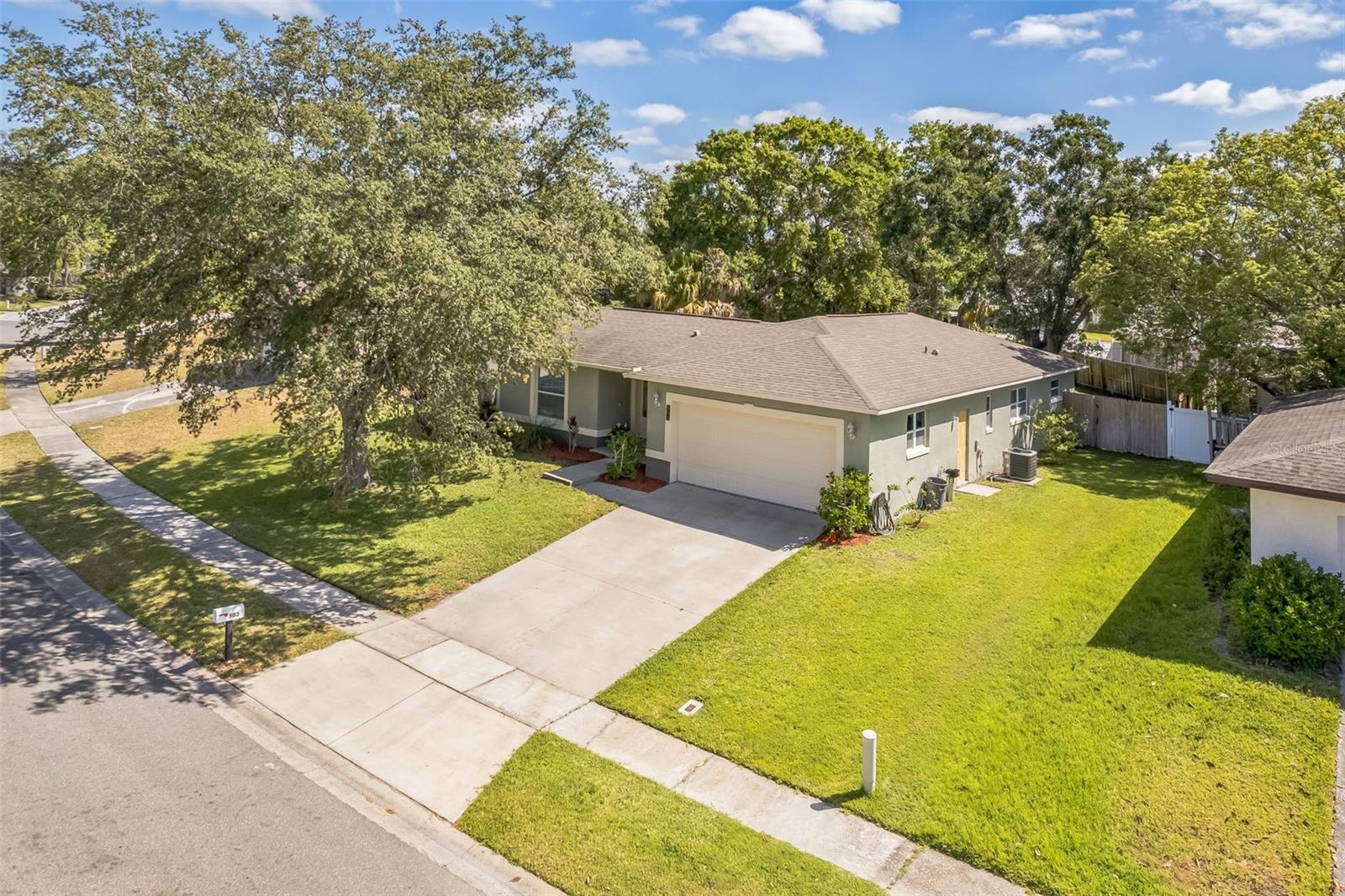 Image 7 of 60 For 503 Gumwood Court