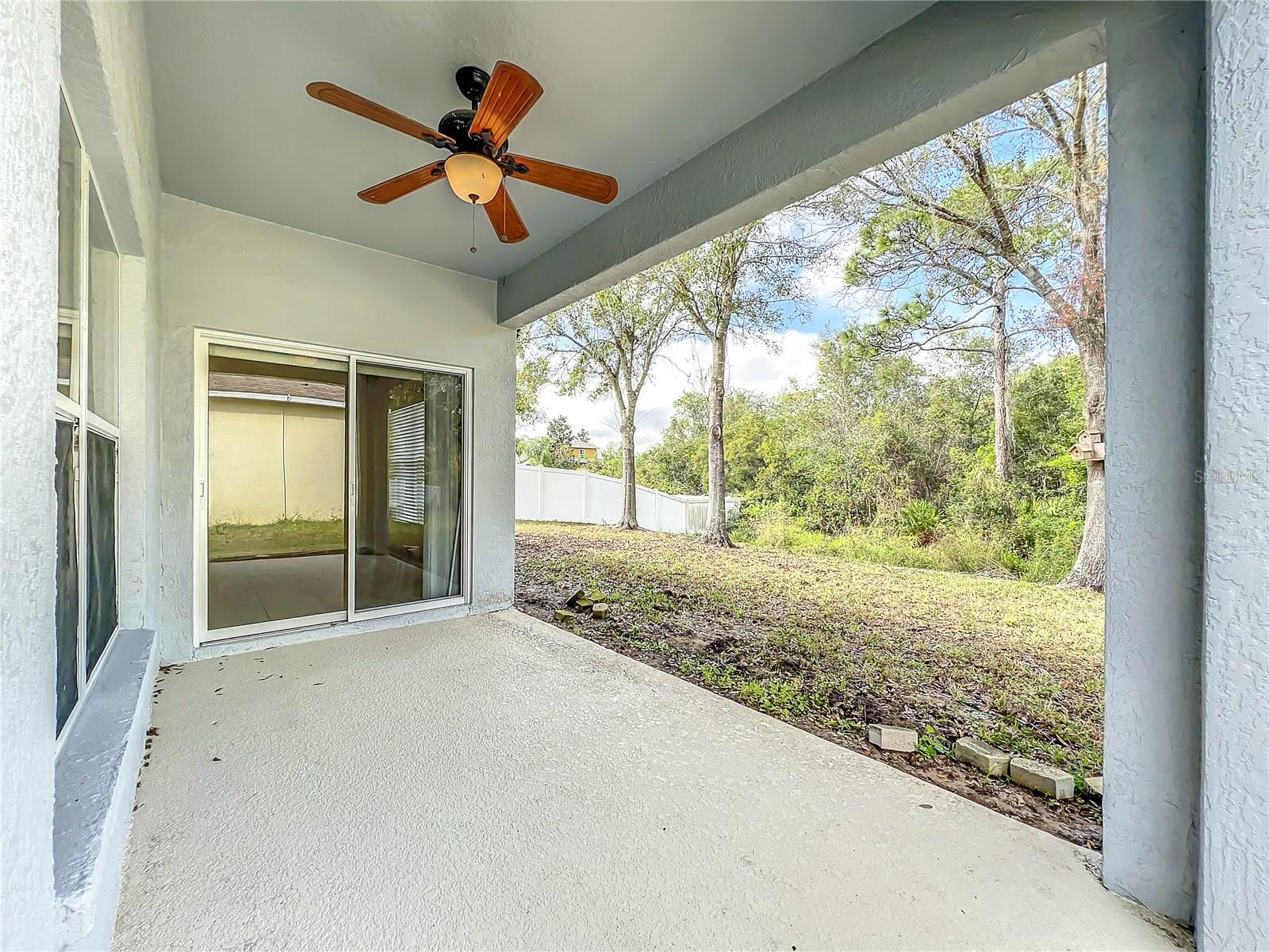 Image 12 of 32 For 1827 Great Falls Way