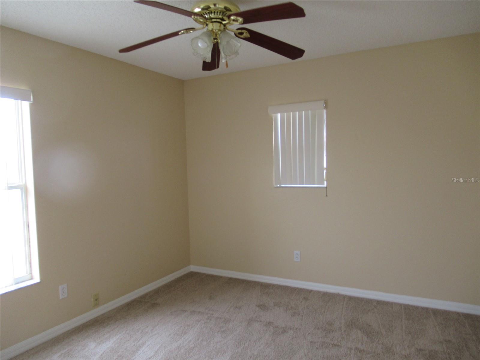 Image 11 of 17 For 16908 Sunrise Vista Drive