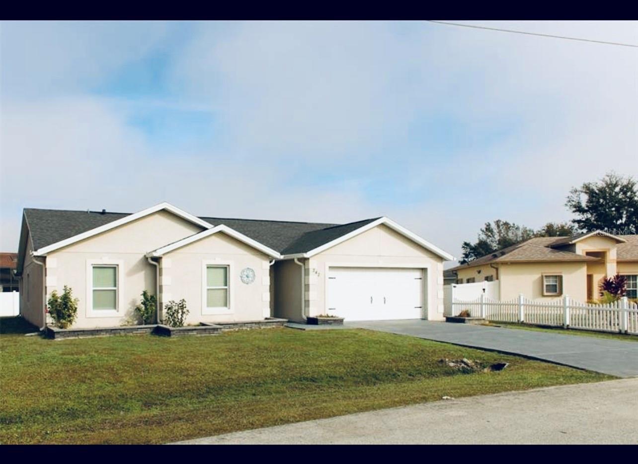 Listing Details for 242 Abbotsbury Drive, KISSIMMEE, FL 34758