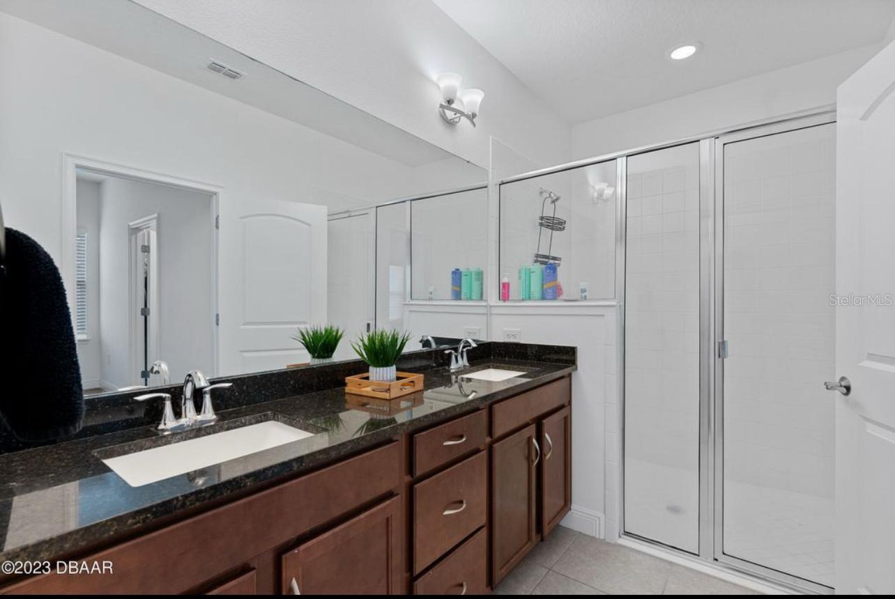 Image 17 of 23 For 5435 Estero Loop