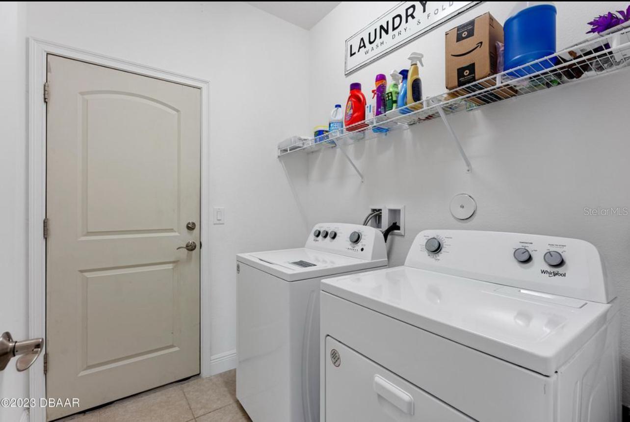 Image 19 of 23 For 5435 Estero Loop