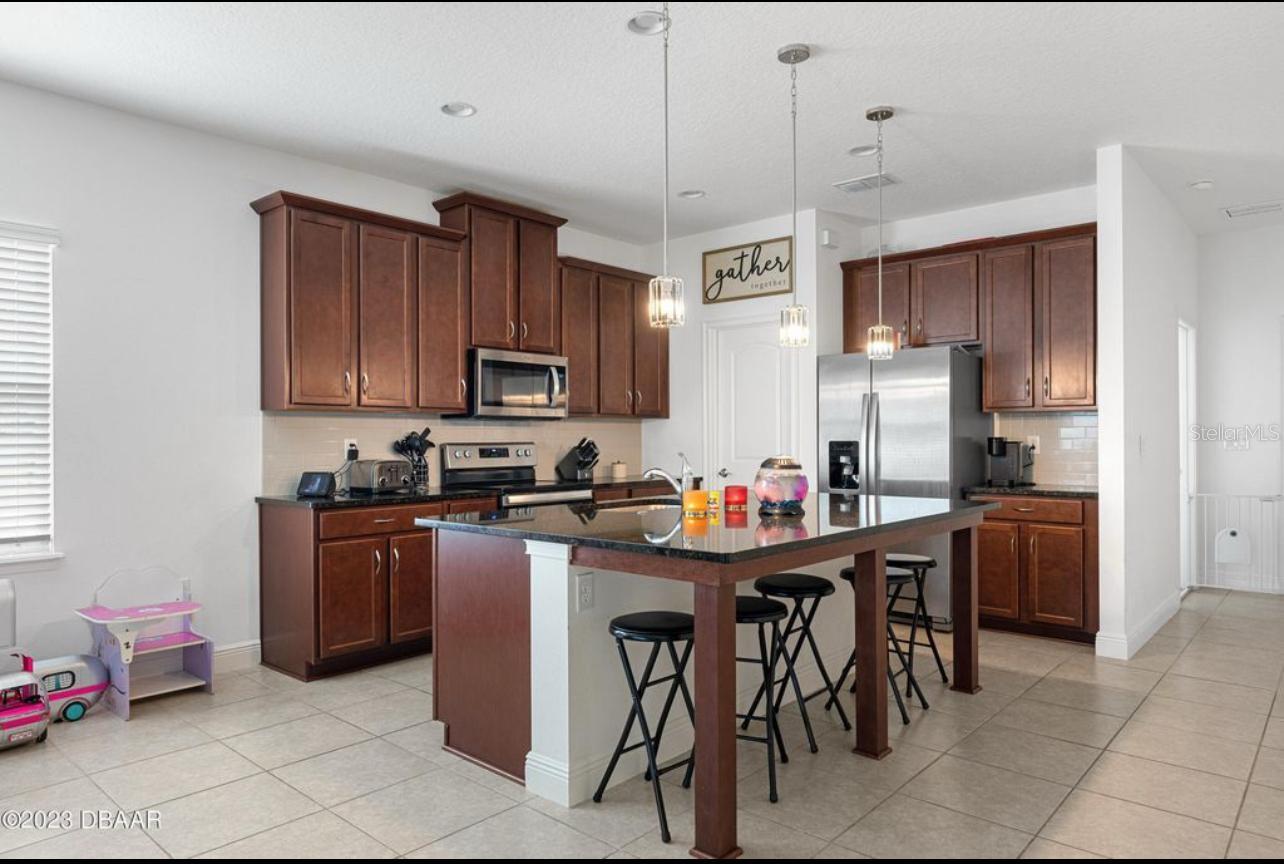 Image 8 of 23 For 5435 Estero Loop