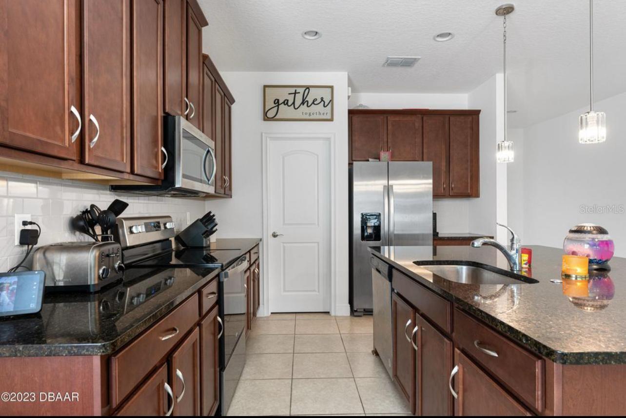 Image 9 of 23 For 5435 Estero Loop