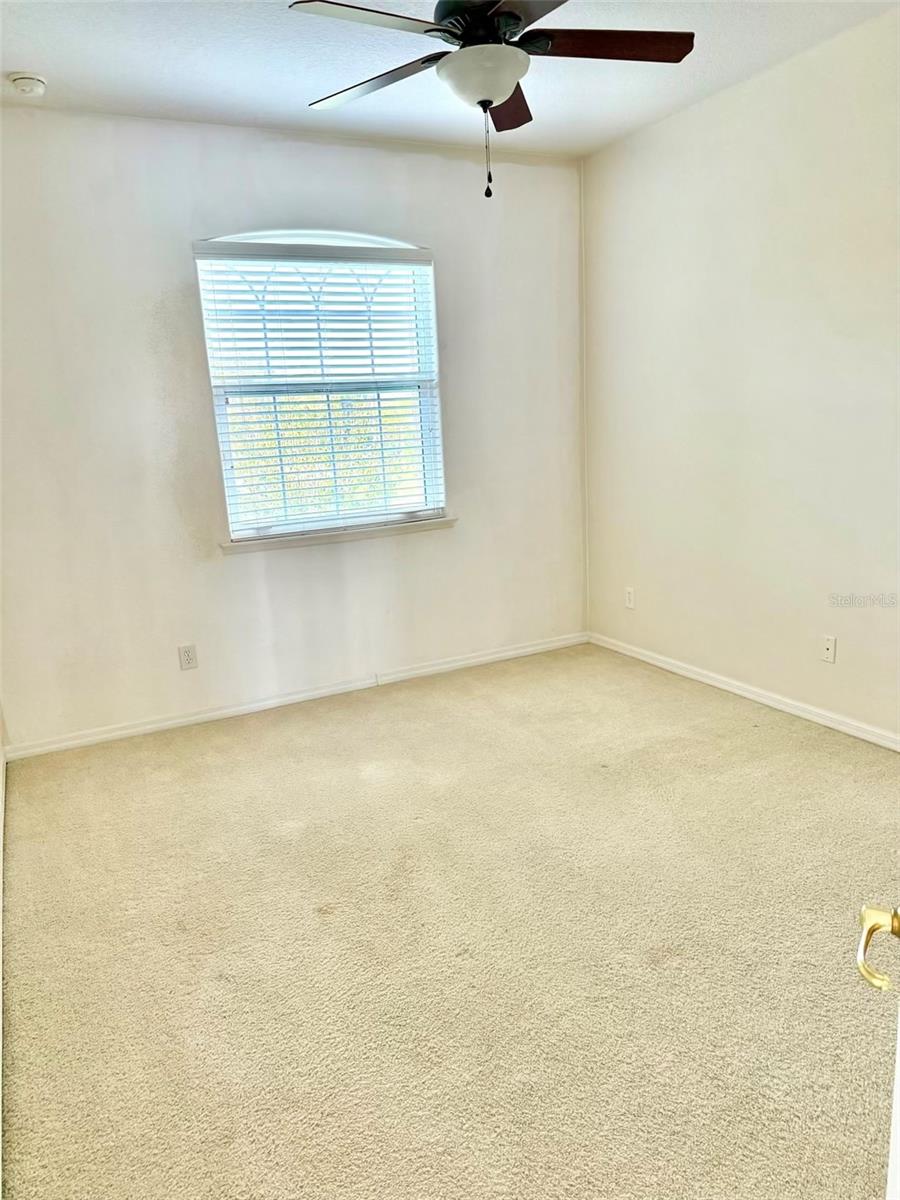 Image 21 of 25 For 15851 Woodland Spring Court