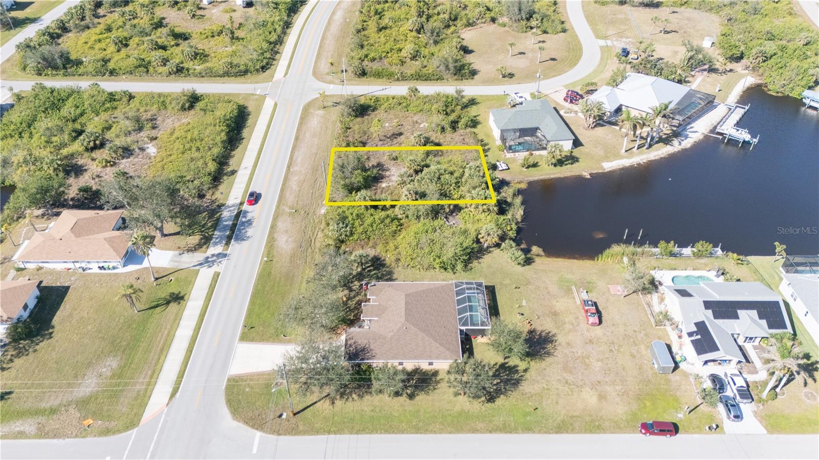 Image 3 of 14 For 14386 Ingraham Boulevard