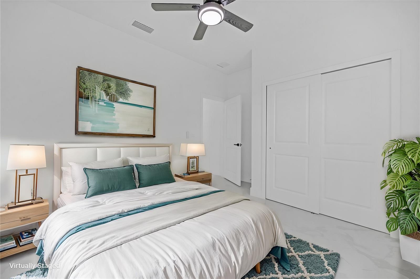 Image 12 of 49 For 736 Daysland Avenue Sw