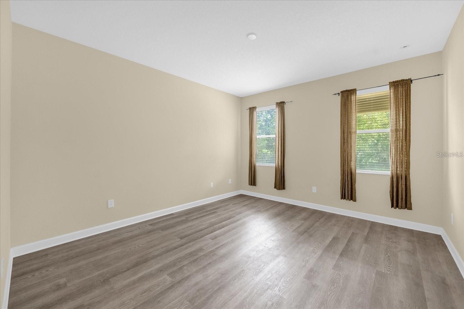 Image 16 of 23 For 6137 Waterside Island Lane
