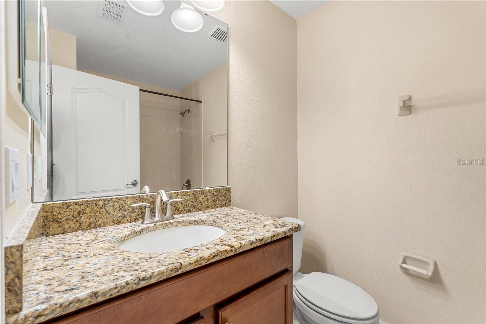 Image 17 of 23 For 6137 Waterside Island Lane