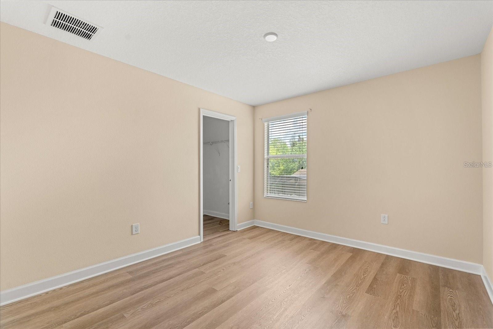 Image 19 of 23 For 6137 Waterside Island Lane