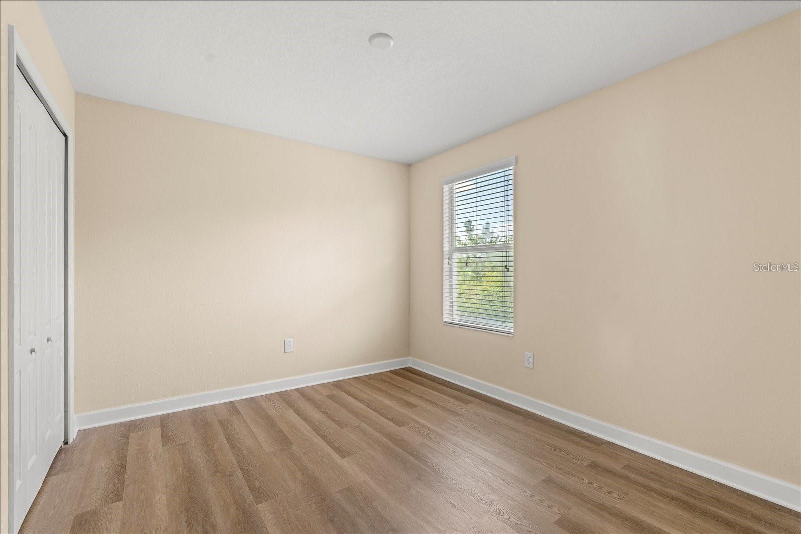 Image 20 of 23 For 6137 Waterside Island Lane