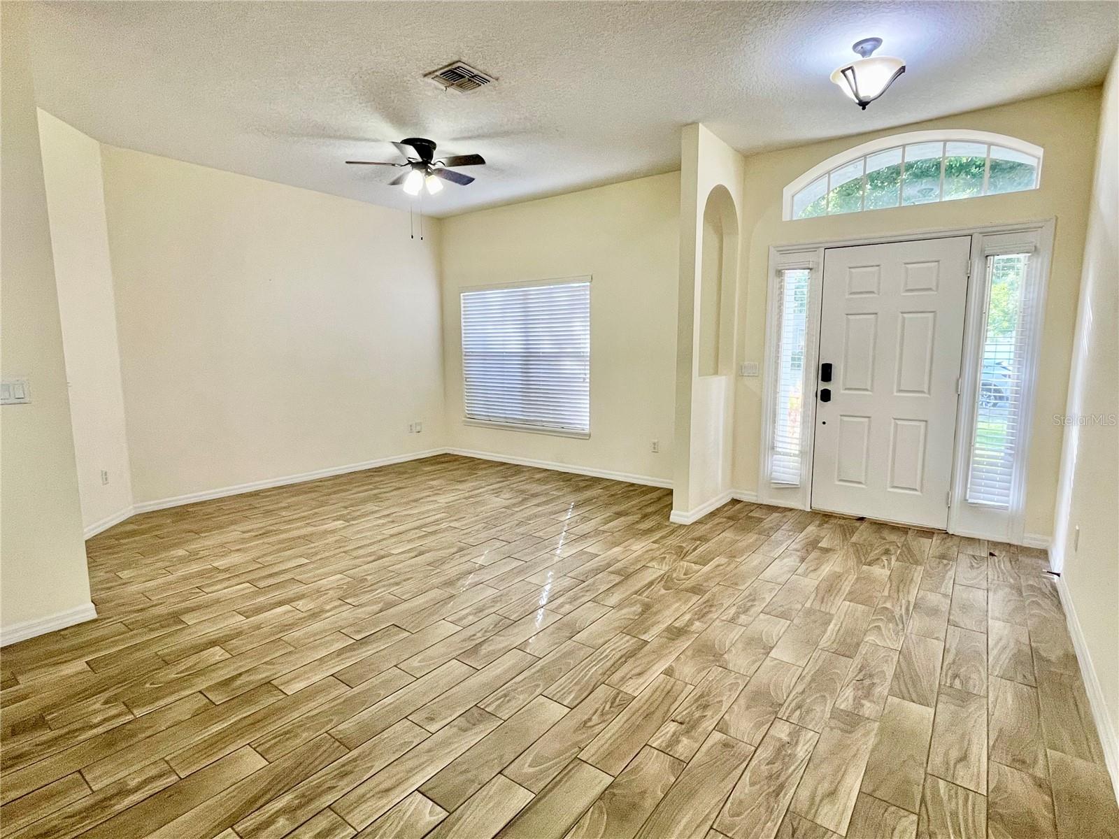Image 5 of 35 For 671 Carey Way