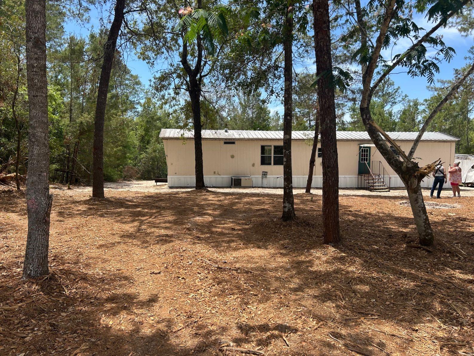 Image 14 of 39 For 155 Lake Margaret Boulevard