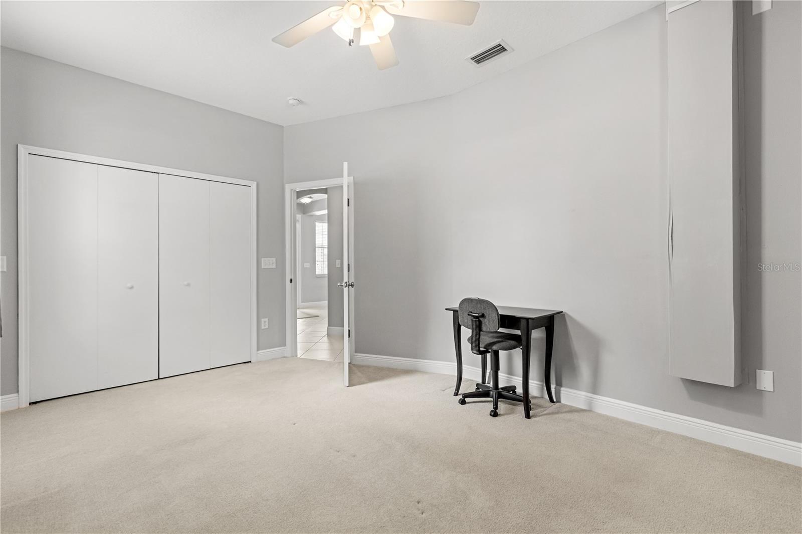 Image 15 of 45 For 430 Bywater Drive