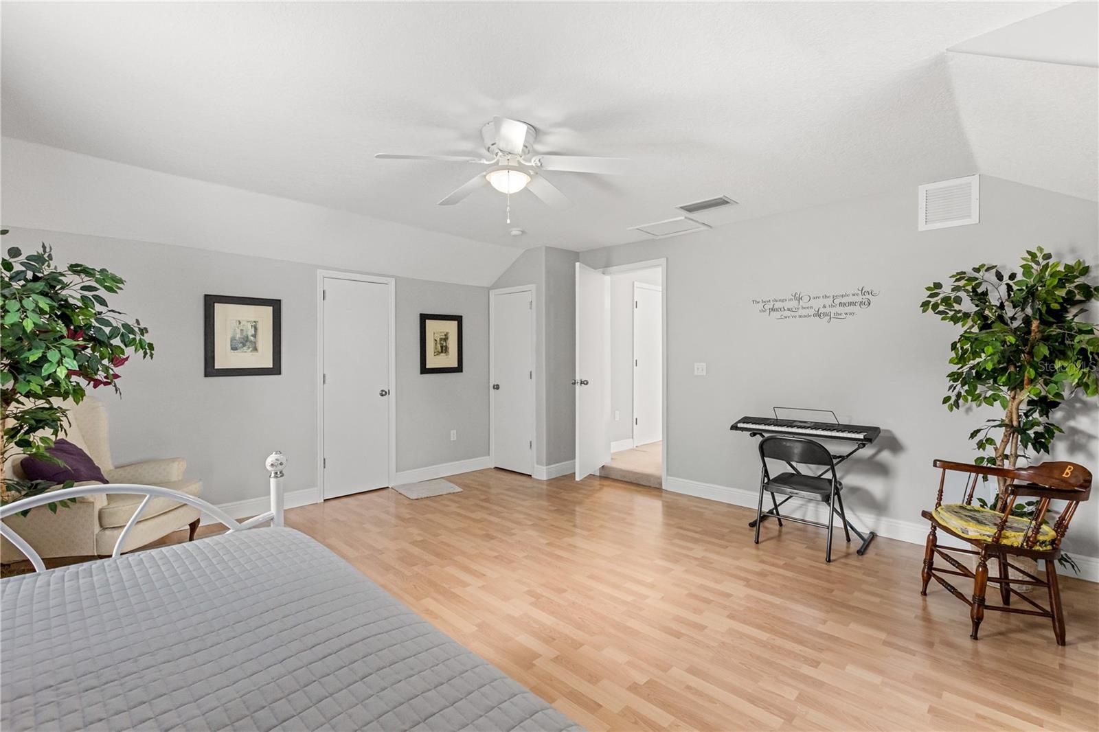 Image 29 of 45 For 430 Bywater Drive