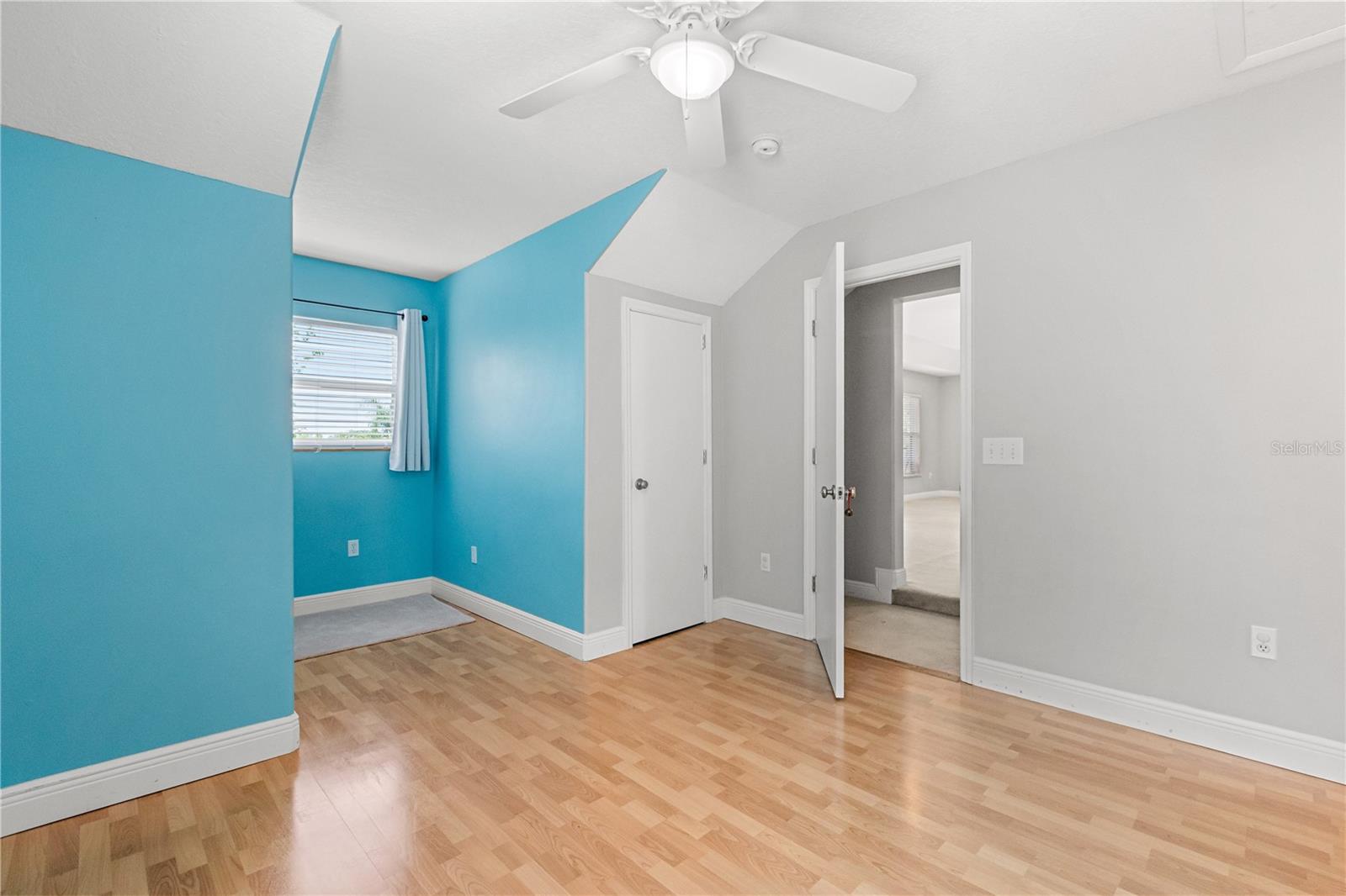 Image 30 of 45 For 430 Bywater Drive