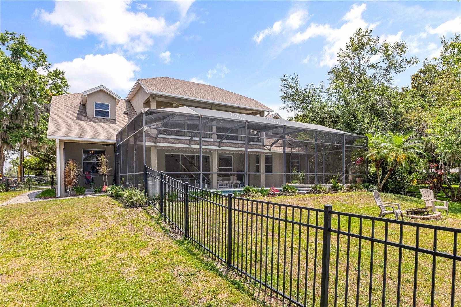 Image 5 of 45 For 430 Bywater Drive