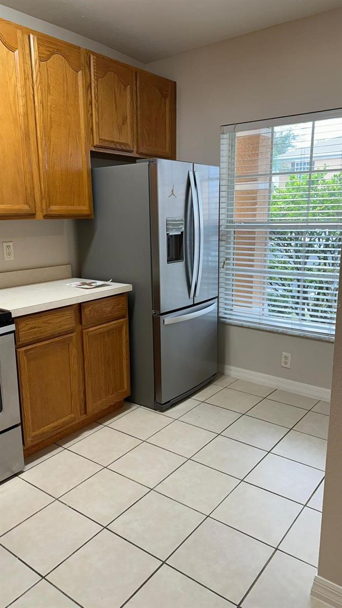 Image 8 of 20 For 248 Weymouth Drive