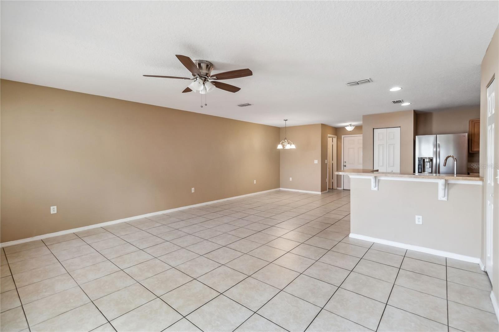 Image 17 of 30 For 1002 Chalcedony Street