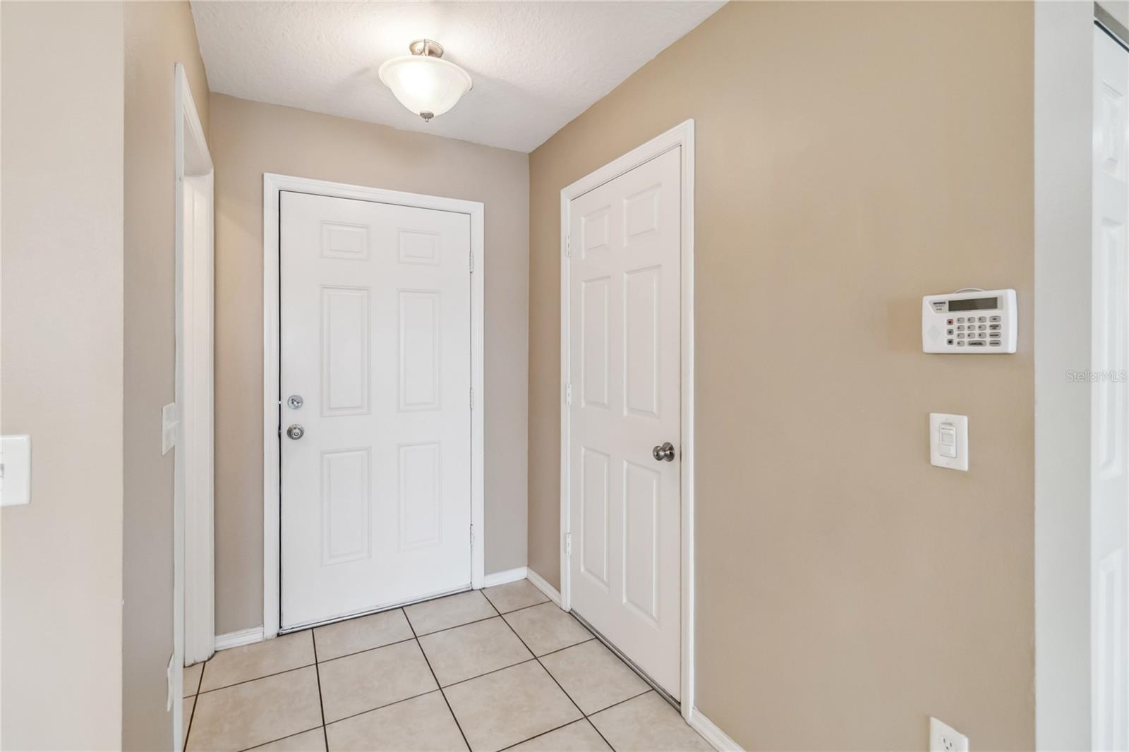 Image 19 of 30 For 1002 Chalcedony Street