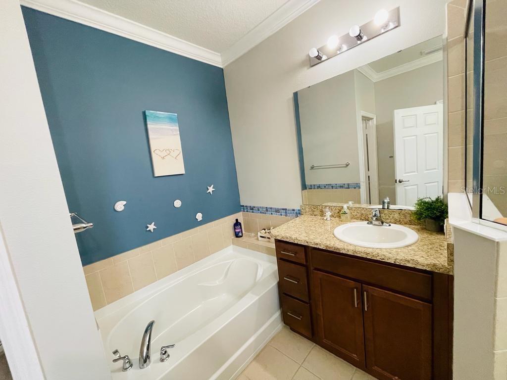 Image 9 of 12 For 1743 Portofino Meadows Boulevard