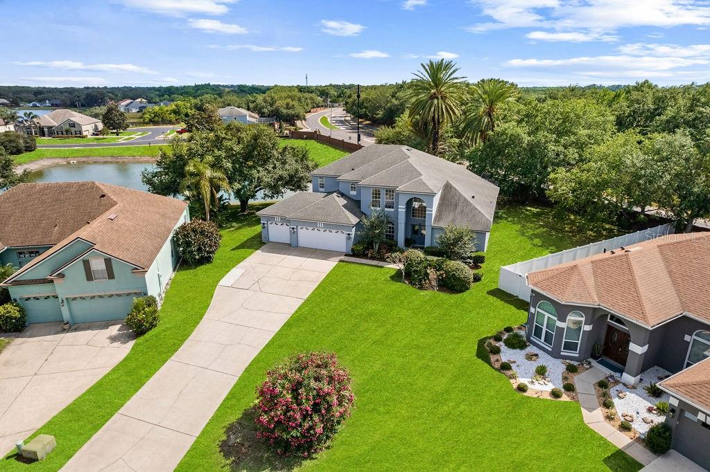 Image 10 of 62 For 13044 Lakeshore Grove Drive