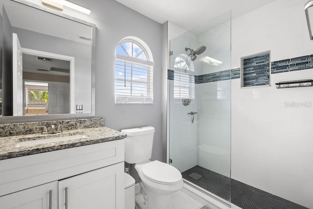 Image 47 of 62 For 13044 Lakeshore Grove Drive