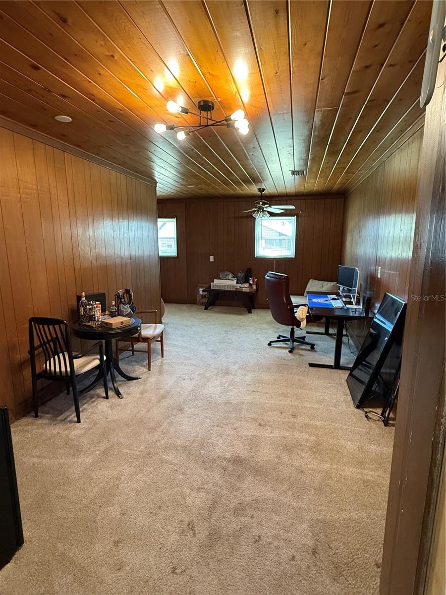 Image 37 of 39 For 1419 Avenue D Ne