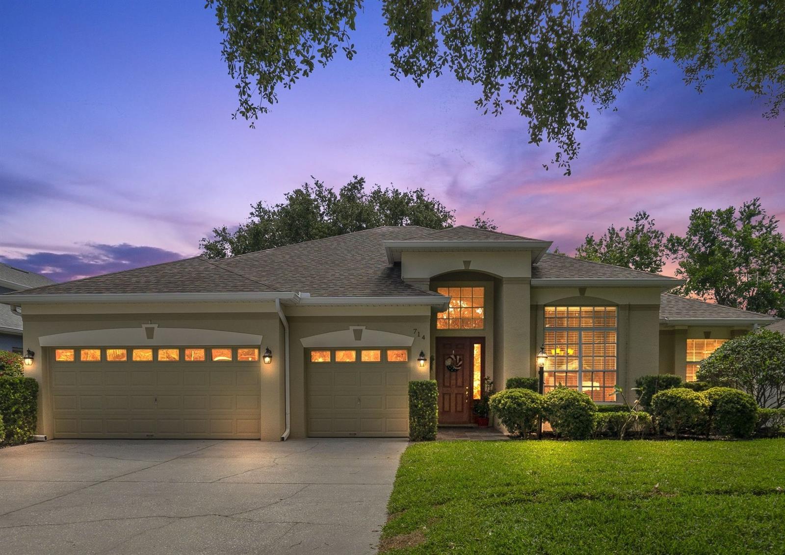 Details for 714 Regina Circle, OAKLAND, FL 34787