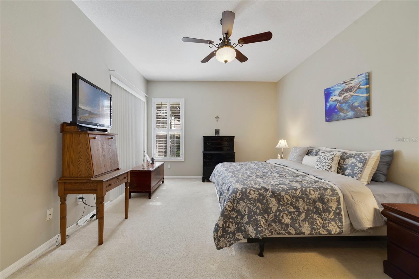 Image 29 of 52 For 714 Regina Circle