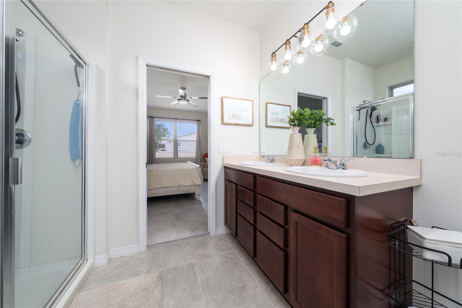 Image 20 of 31 For 1821 Cayman Cove St.