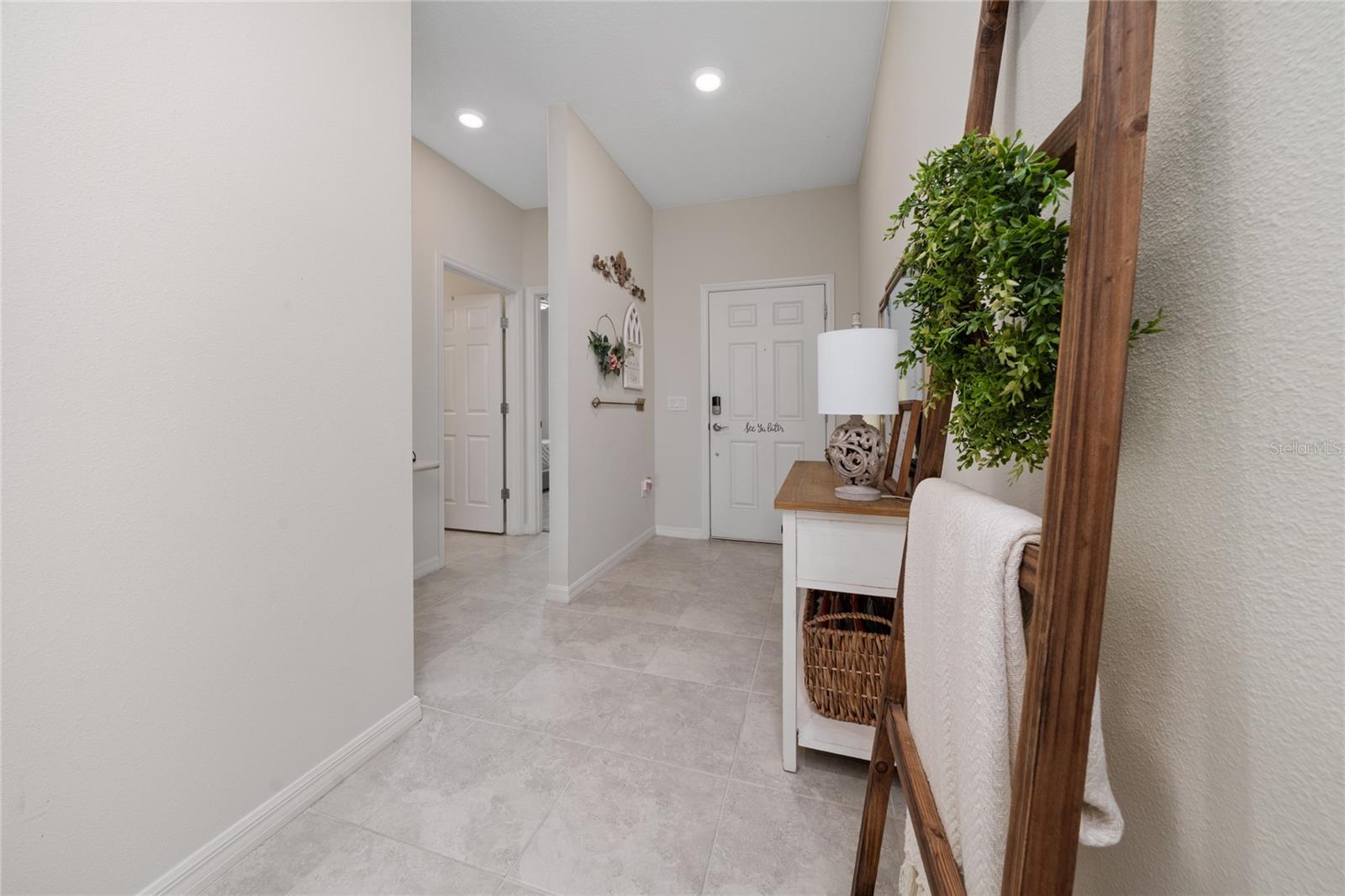 Image 4 of 31 For 1821 Cayman Cove St.