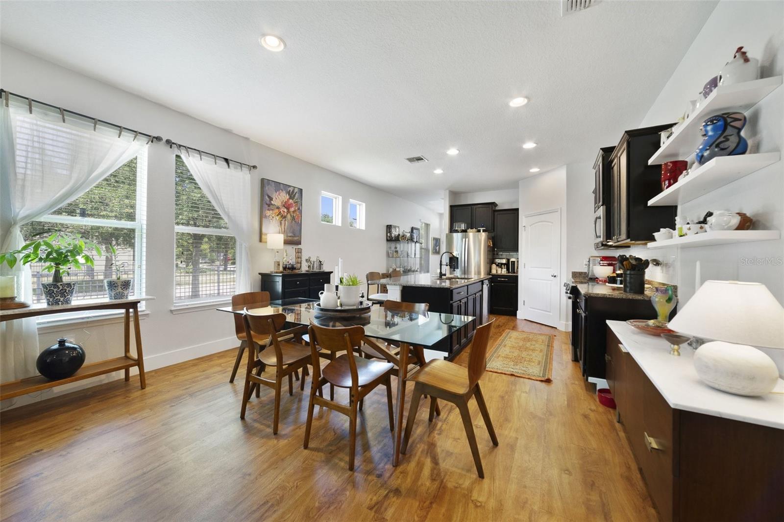 Image 15 of 41 For 8262 Bayview Crossing Drive