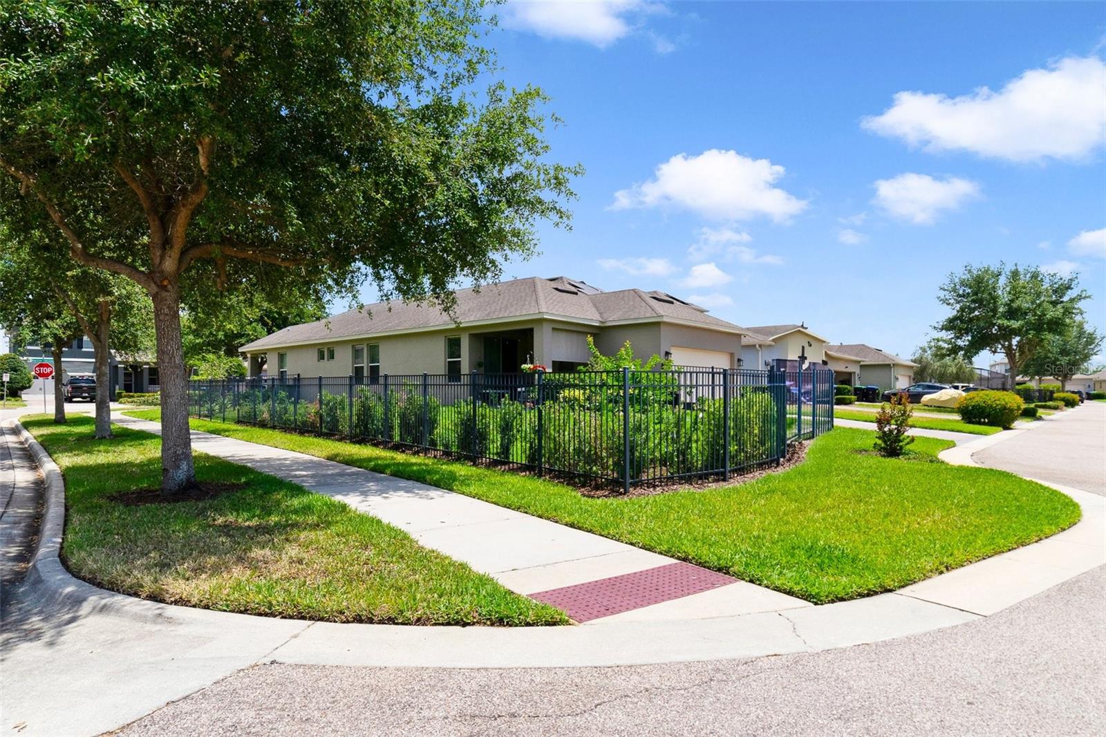 Image 36 of 41 For 8262 Bayview Crossing Drive