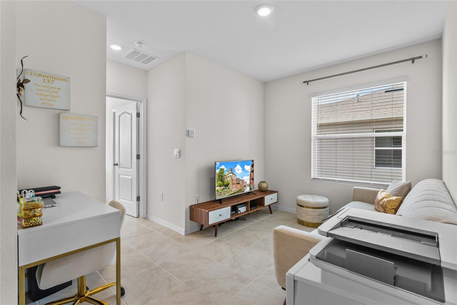 Image 18 of 45 For 2302 Tay Wes Drive