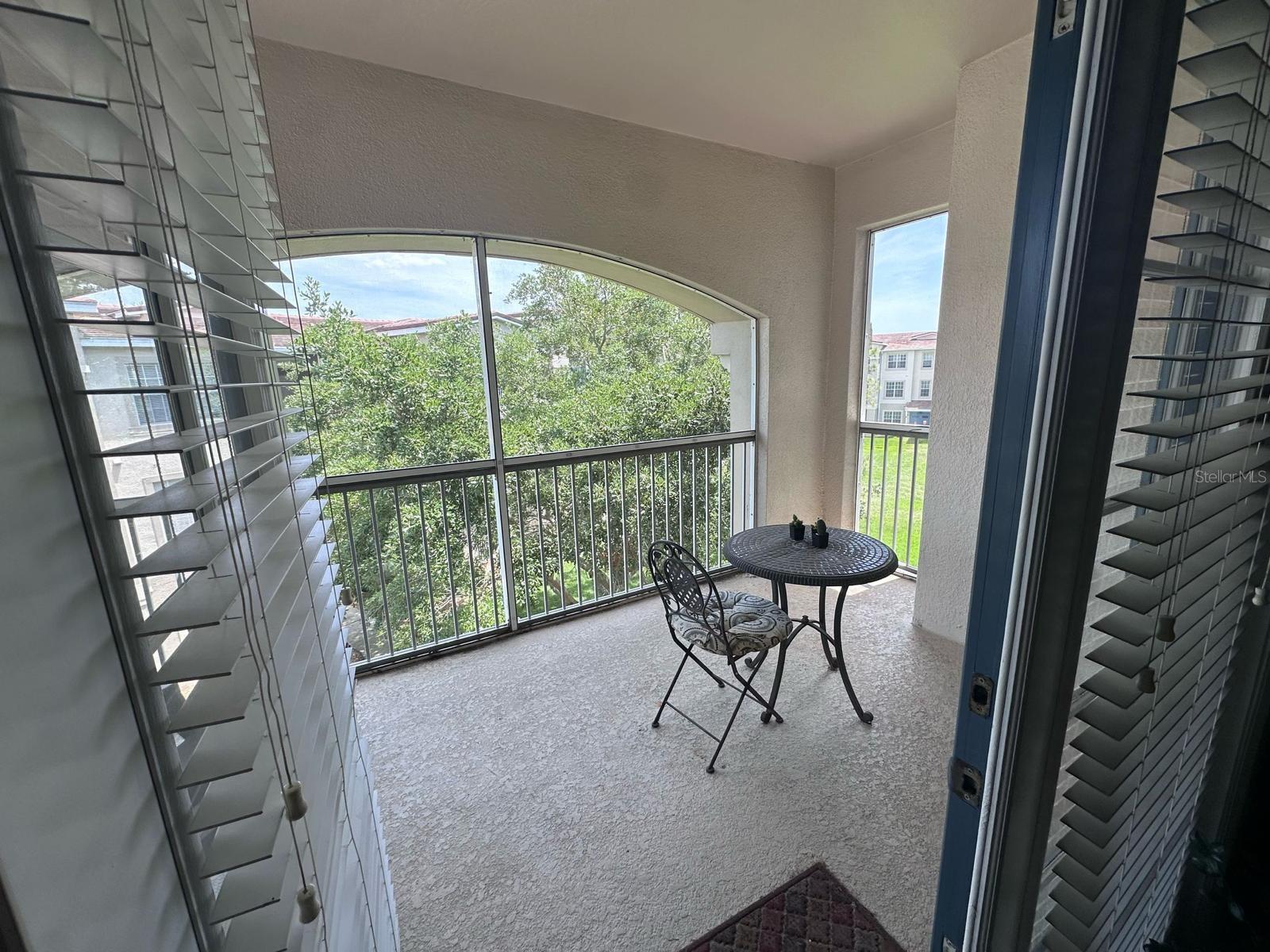 Image 4 of 10 For 3001 Laurel Run Lane 304