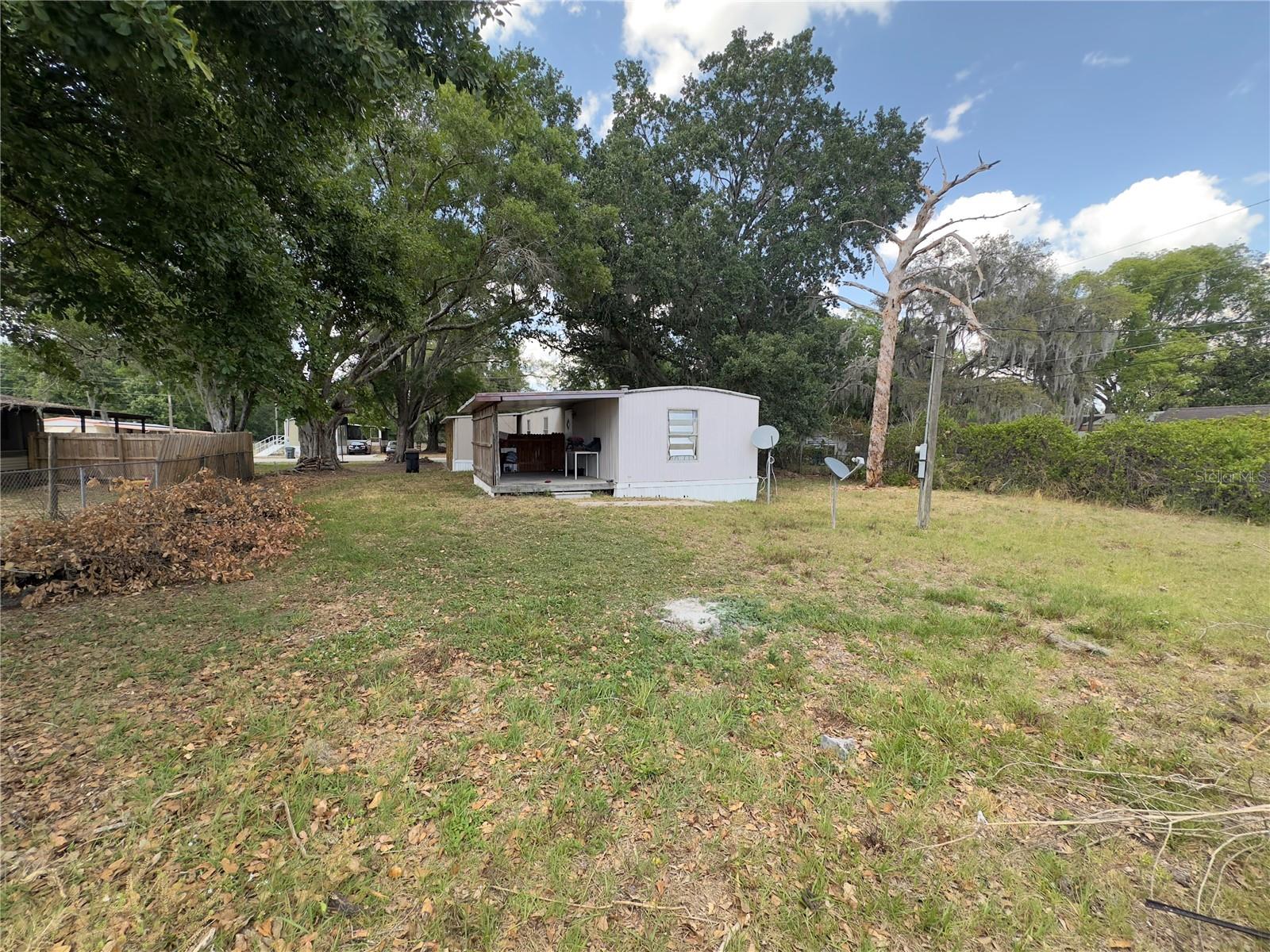 Image 2 of 2 For 3535 Island Oaks N