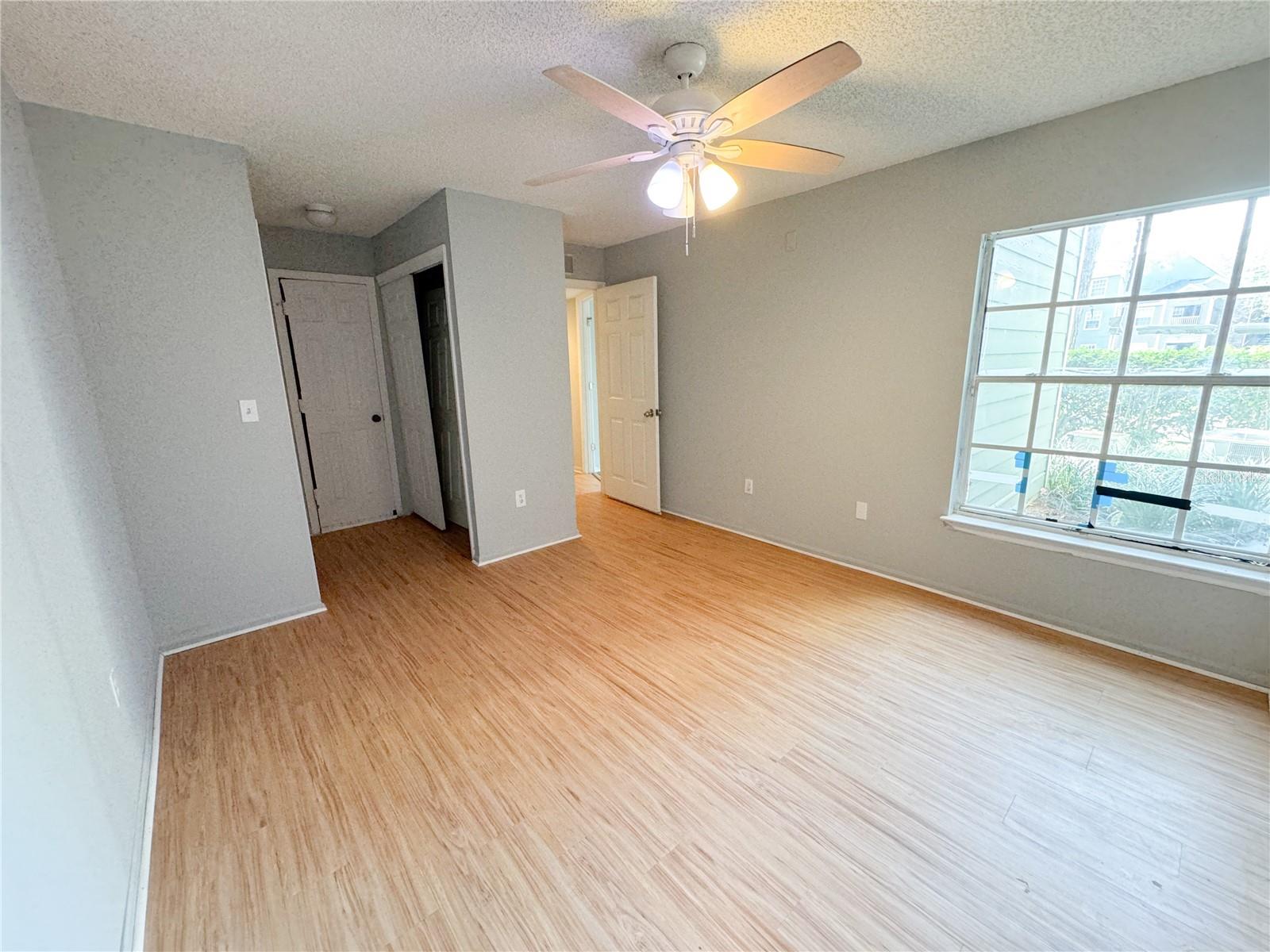 Image 9 of 15 For 2213 Metropolitan Way 1318