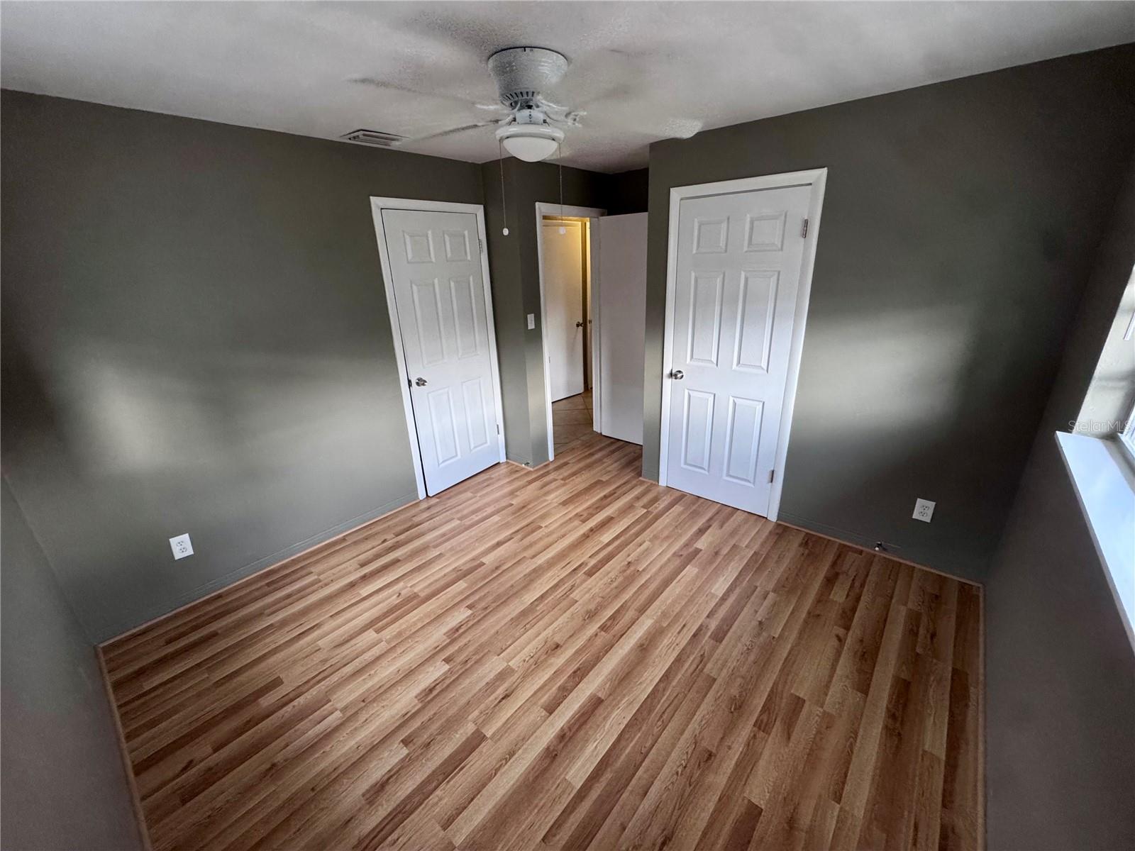 Image 7 of 18 For 31 Edgemon Avenue