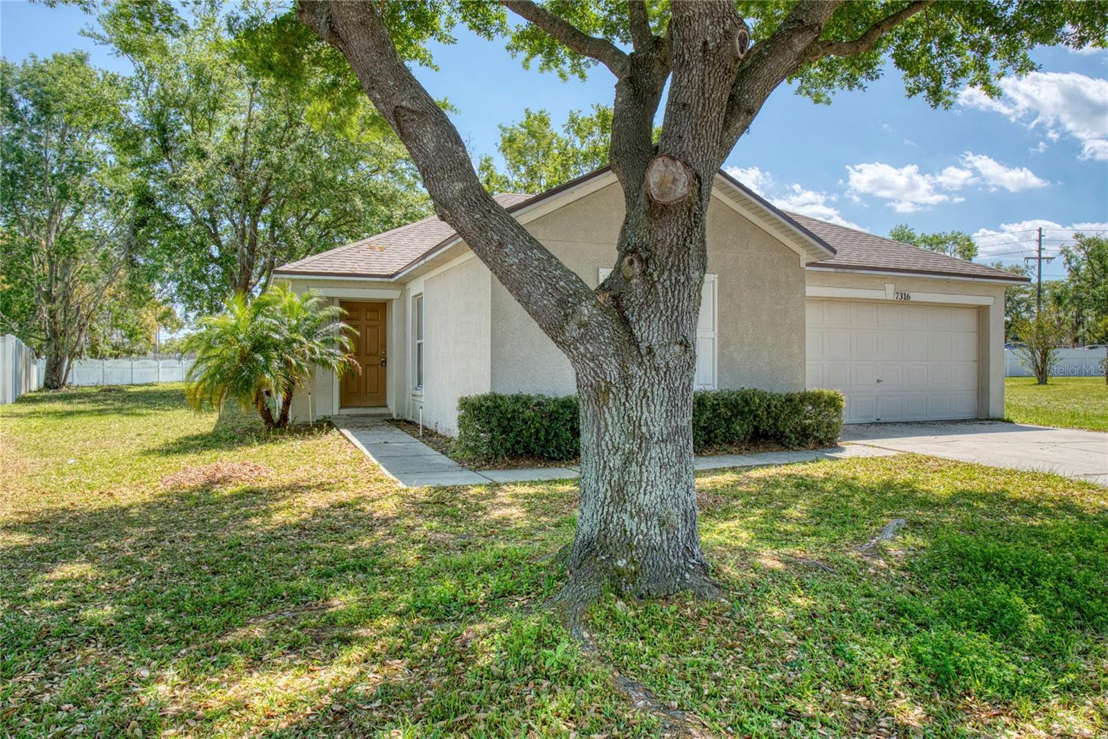 Image 2 of 25 For 7316 Hunters Greene Circle