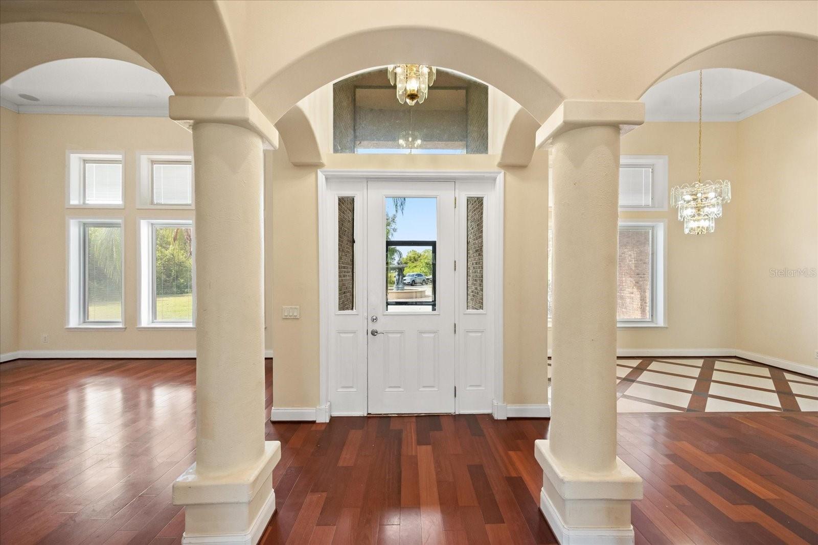 Image 6 of 59 For 2841 Lloyd Lane