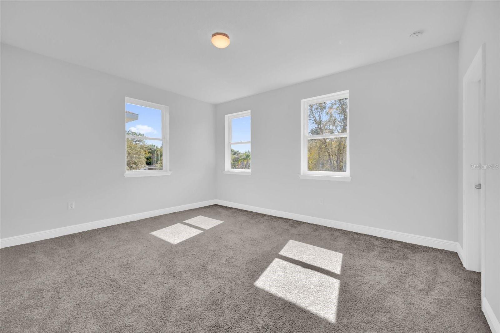 Image 21 of 37 For 1251 Ash Tree Cove
