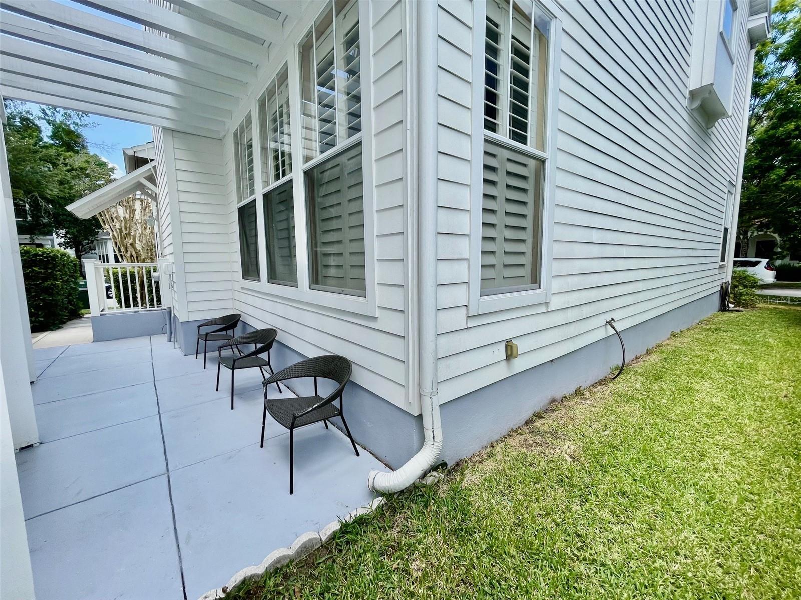 Image 4 of 32 For 907 Pawstand Road