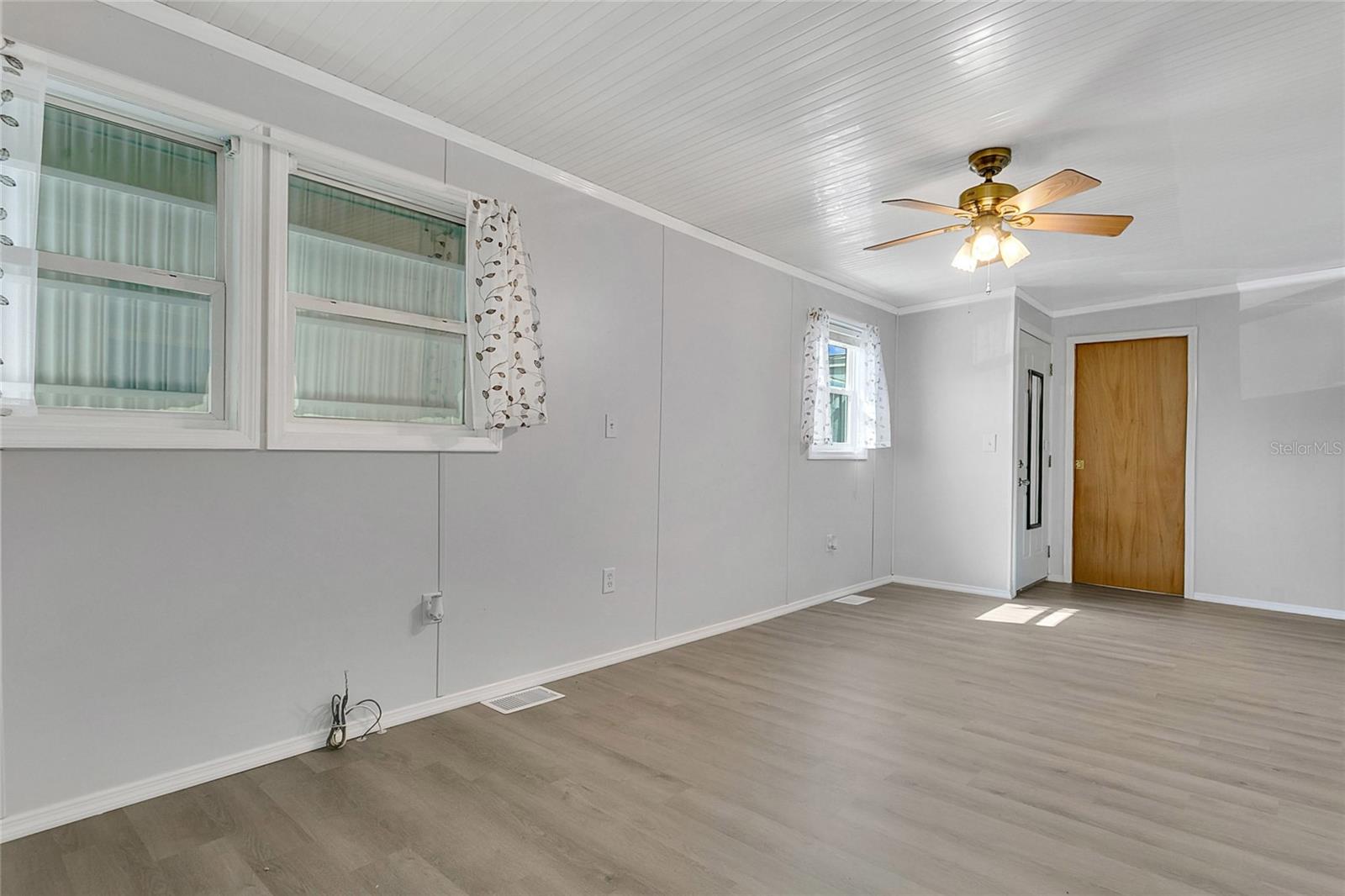 Image 11 of 18 For 221 Arnold Palmer Drive